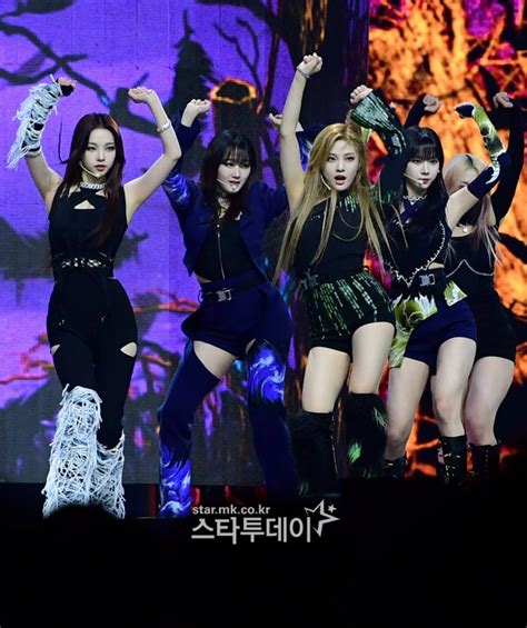 포토 에스파 데뷔 첫 대면 콘서트 스타투데이