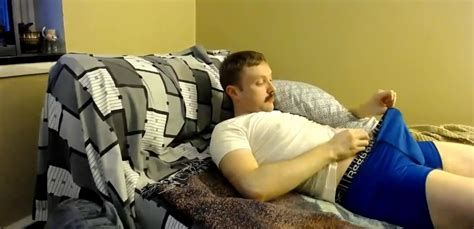 Amateur Flashes During Stream ThisVid