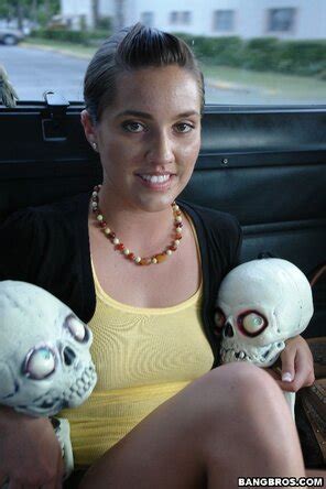 Brooklyn Six Nine Becky Bandini Bunny Colby Porn Pic