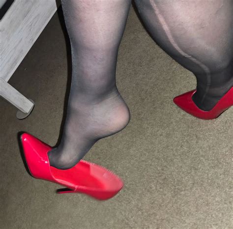 Louise Nylontease S Porn Videos And Reels Nude Photos And Bio On Xhamster