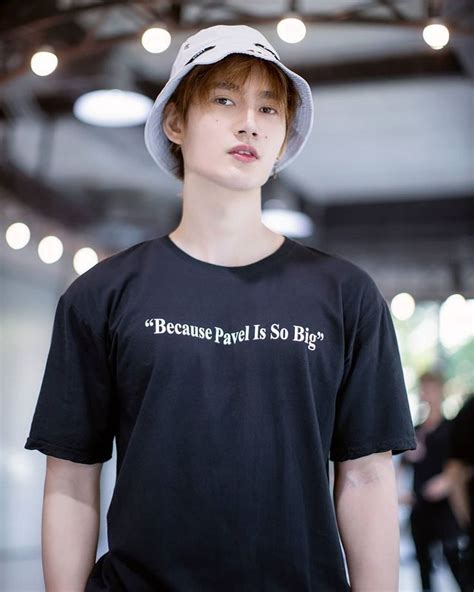 Pin By Aomam M Jirunthanin N On Pavelphoom Pit Babe Actors Mens Tshirts