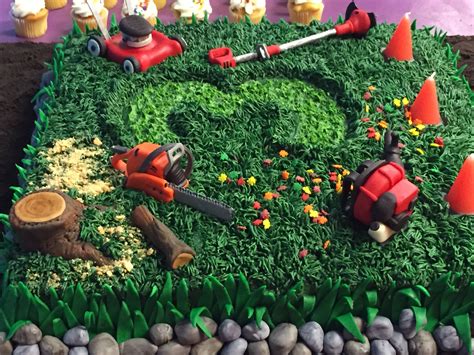 Landscaping Tools Birthday Cake This Is The Cake That I Made For My Son