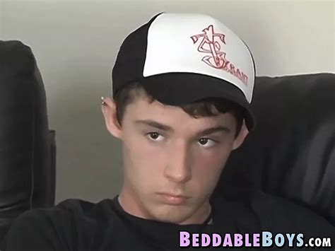 Amateurs Jesse Jacobs And Blair Mason Masturbate In Some Gay Threesome Porn Feat Sean Corwin