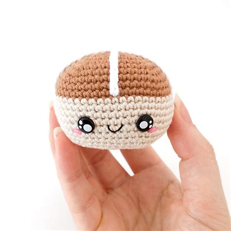 Ravelry Hot Cross Bun Pattern By Fay Lyth