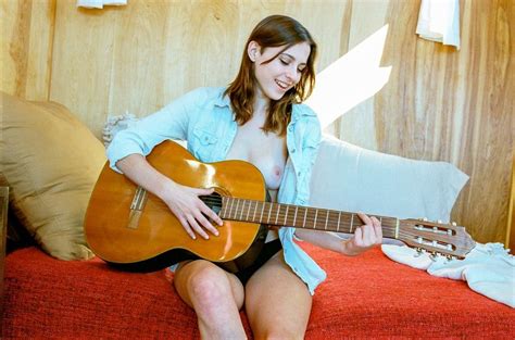 Helen Reilly Nude Sexy 16 Photos TheFappening