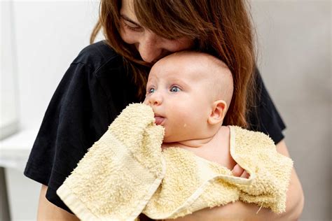 cara mengobati mata belekan pada bayi 5