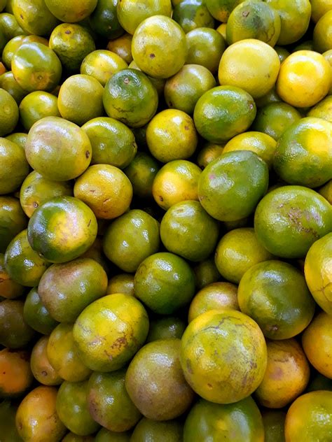 fruits that are not round 6