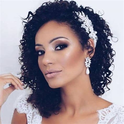 Penteados Para Cabelos Curtos E Cacheados Para Casamento