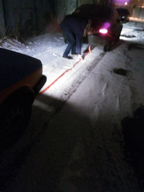 12. Большая игрушка для Ауди, поставленная в кукольный домик ...