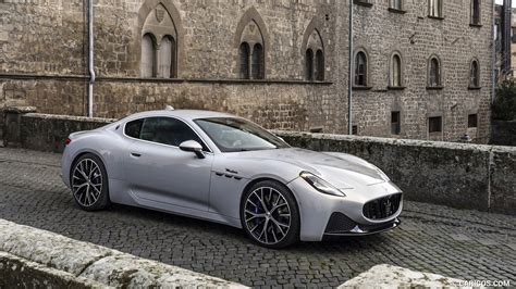 2023 Maserati Granturismo Modena Front Three Quarter Caricos