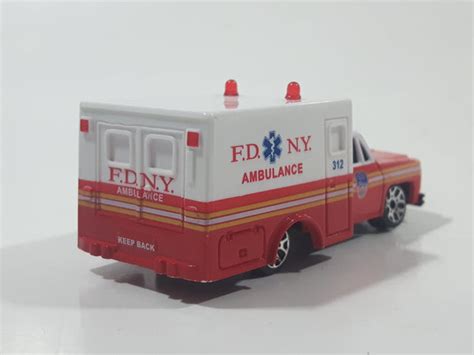 Realtoy Fd Ny Ambulance White And Red Die Cast Toy Car Vehicle