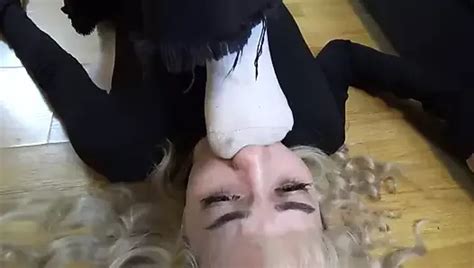 Privat Lezdom Foot Worship In English Porn Feat Emma Blond By Faphouse Xhamster