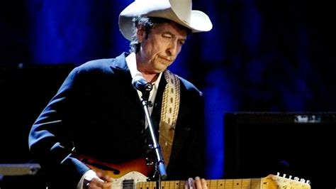 Bob Dylan fue acusado de abusar sexualmente de una niña de 12 años en