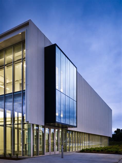 Metropolitan Community College :: Behance