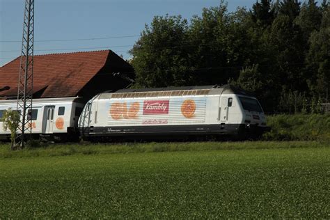 Kambly Zug mit BLS Lötschbergbahn Lokomotive Re 465 004 Flickr