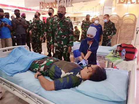 TNI Gelar Baksos Pangdam Donor Darah Klik Maluku