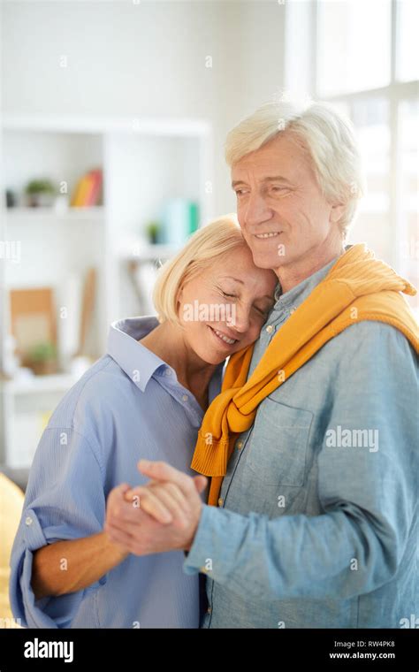 Romantic Mature Hi Res Stock Photography And Images Alamy