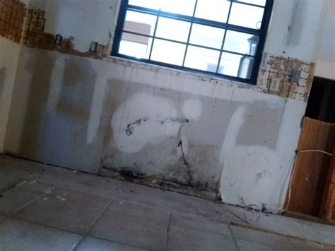how to fix broken drywall
