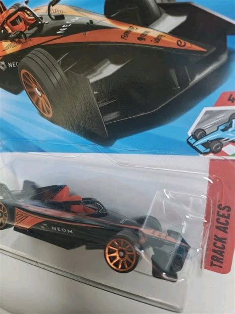 New Hot Wheels Case N Track Aces Formula E Gen Black Orange Mclaren F Picclick Ca