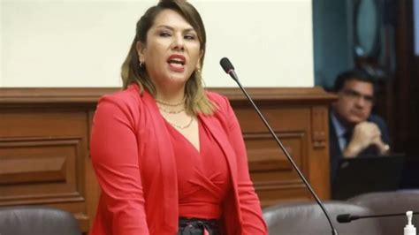 Digna Calle Defiende Su Cargo En Comisión De La Mujer Yo He Seguido