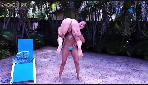 Filipina Femdom Lift And Carry Milf Jazmine Cruz