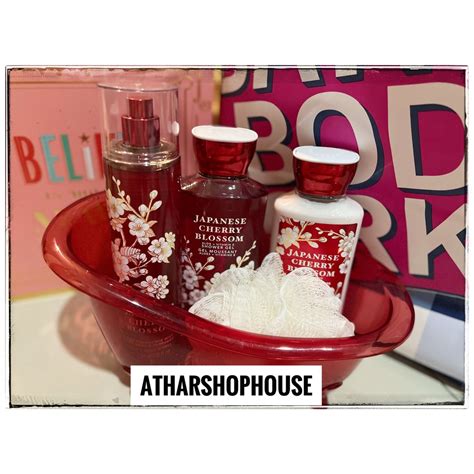 Jual Bath Body Works BBW Paket Gift Set Body Mist Ml Shower Gel Ml Body Lotion Ml