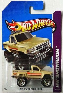 駿河屋 1 64 1987 TOYOTA PICKUP TRUCK クリーム Hot WHeeLS HW SHOWROOM X1981 07A3 ホットウィールhotwheels