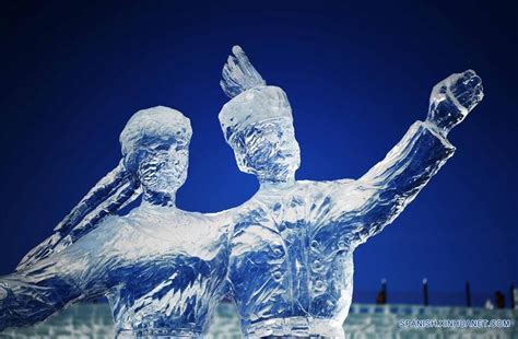 Los Esculturas De Hielo En El Concurso Internacional De Escultura De