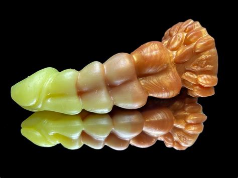 Fantasy Toy Dragon Dildo Platinum Silicone Dildo Four Sizes Custom Adult Sex Toy For Women Men