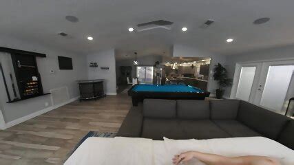 Hot Busty Babe Wants Dick Gia Ohmy