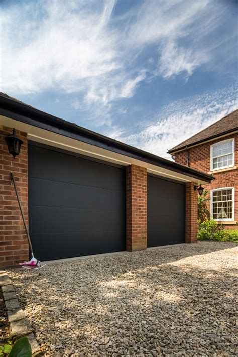 Sectional Garage Doors In Surrey Berkshire And Kent Doormatic Garage Doors