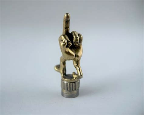 Yahoo オークション 真鍮 FUCK 遊 バルブキャップ 汎用 ハンドサイ