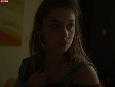 Naked Mara Taquin In Romy