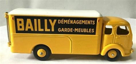 Dinky Toys Camion D M Nageur De Couleur Jaune Simca Cargo