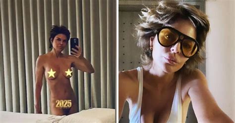 Lisa Rinna S Sexiest Photos Including Completely Nude Selfie
