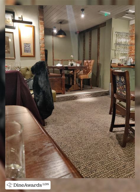 The Three Jolly Wheelers, London, Roding Valley - restaurant review