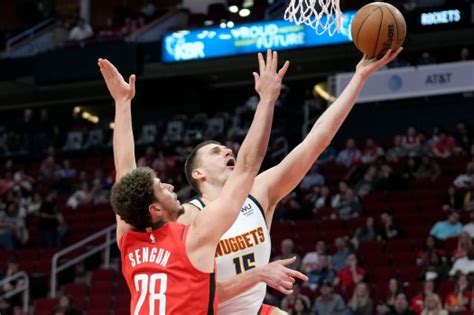 Nikola Jokics 100th triple-double powers Nuggets rout Rockets