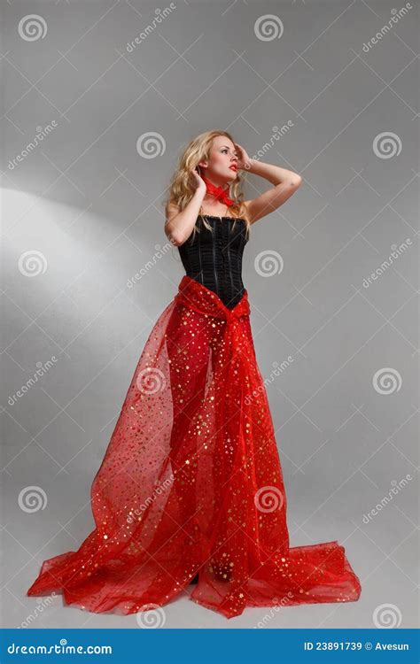 Jeune Fille Blonde Sexy Image Stock Image Du Mignon 23891739