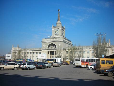 Как добраться до вокзала в Волгограде - На поезде