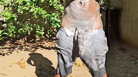 Lately My Country Has Been Very Warm A Bath And A Nice Handjob Have Been Very Good Gay Porn