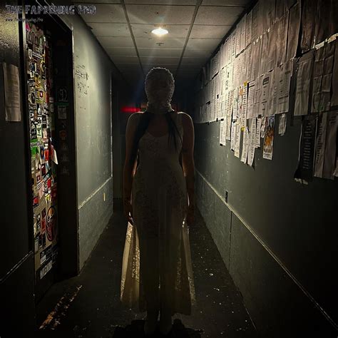 Noah Cyrus Exposed Her Tits For The THE HARDEST PART Promo Photos The Fappening