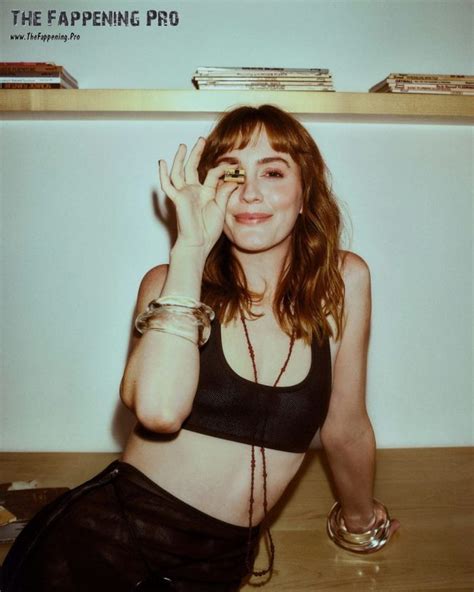 Leighton Meester Sexy Tits Exposed Photos The Fappening