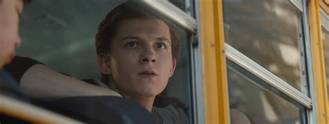 Peter Parker Entre En Action Dans Un Nouvel Extrait Davengers
