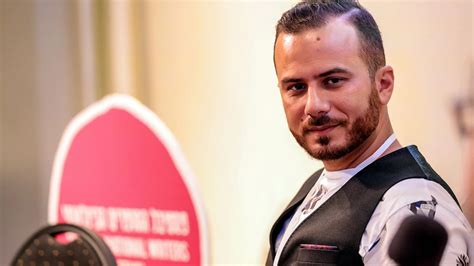 Ahmad Danny Ramadan De La Persecuci N Por Ser Gay En Siria Al Xito De Su Primera Novela En