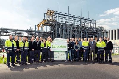 lyondellbasell  neste announce commercial scale production  bio