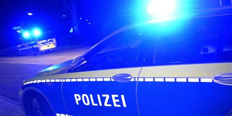 Sex Übergriff in Barmbek Unbekannter überfällt Frau in Treppenhaus Zeugen gesucht MOPO