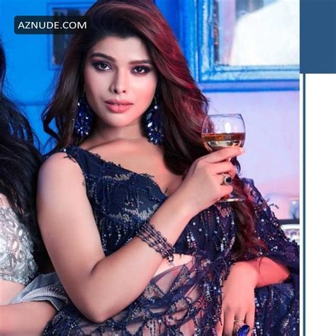 MAHIMA GUPTA Nude AZNude