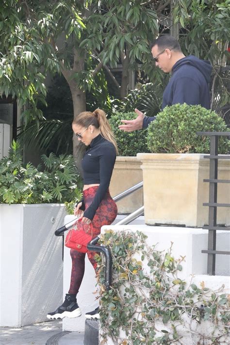 Jennifer Lopez Showed Off A Sexy Ass On Los Angeles Photos The Fappening