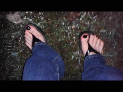 Bella Wet Feet Sexy Wet Sexy Feet Shoes Xxx Wet Straight Big Tits