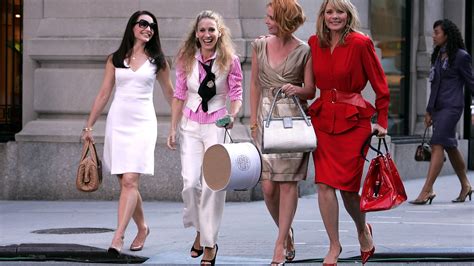 Carrie Bradshaw 10 Scarpe Da Urlo In Sex And The City Vogue Italia